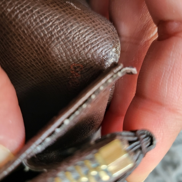 SOLD Authentic LV Sarah DE wallet canvas leather - Picture 7 of 7